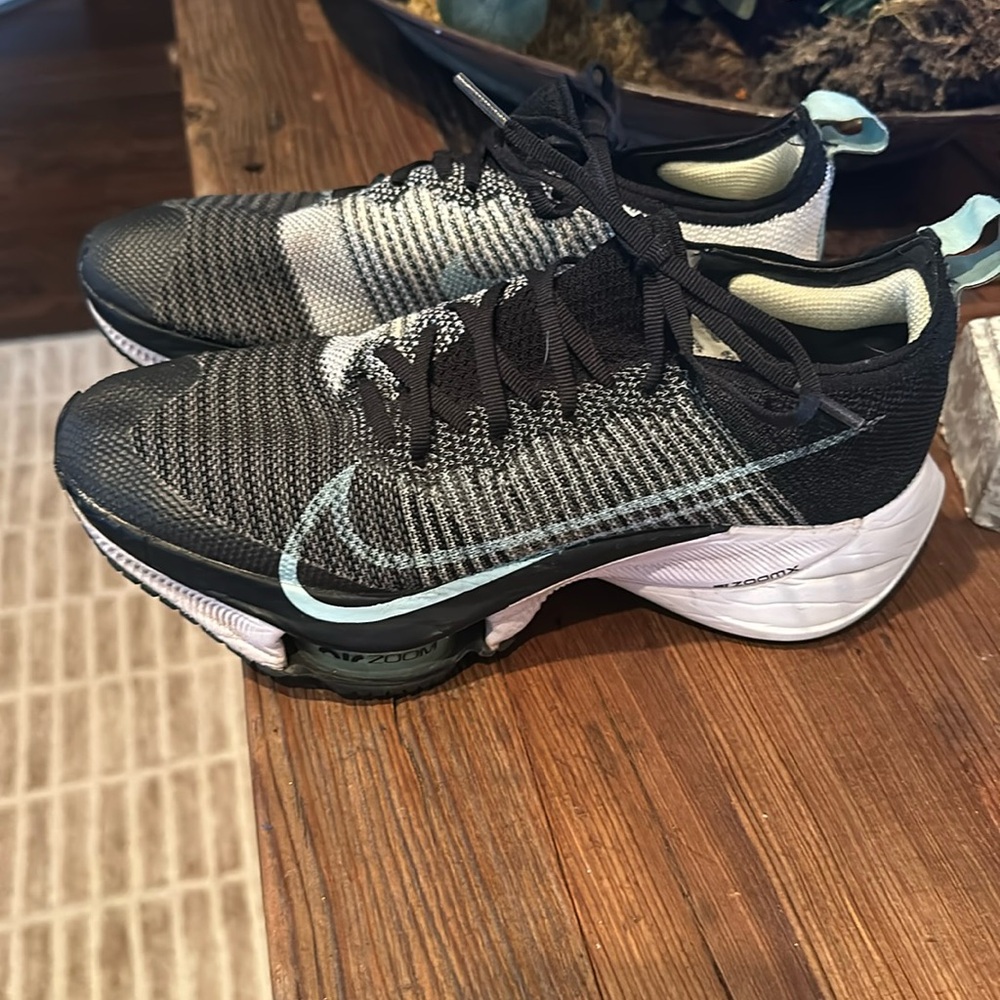 Women’s Nike Air zoom x